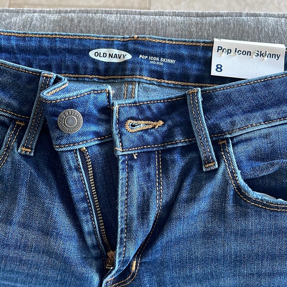 New with tags jeans - Picture 2 of 3